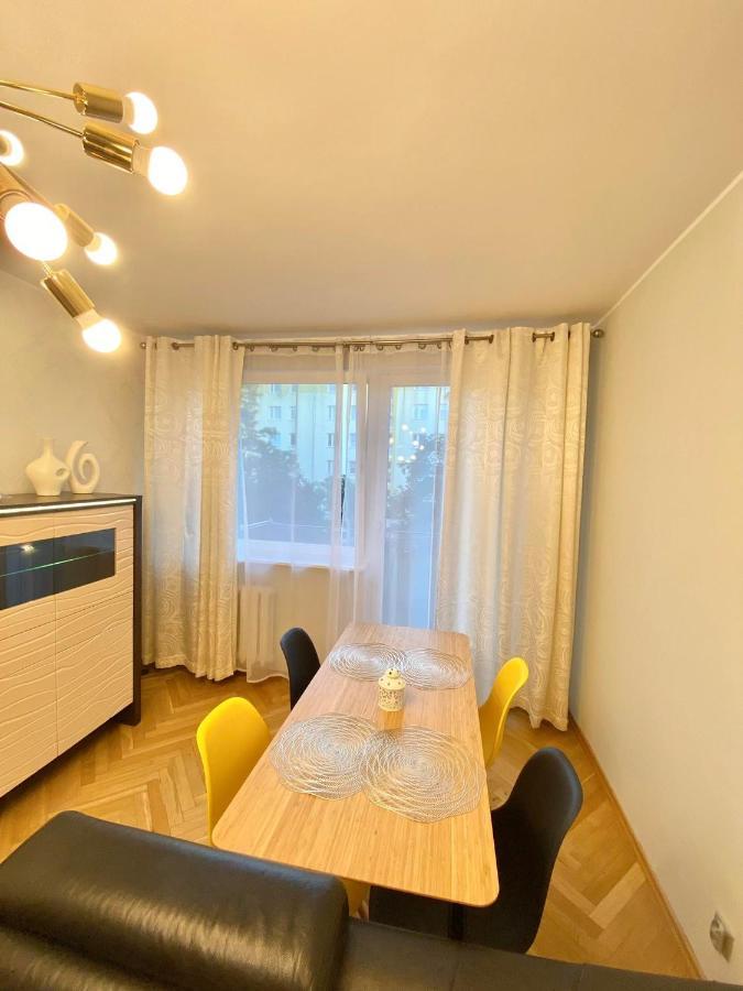 Przytulne Mieszkanie Na Przymorzu W Gdansku Exterior photo